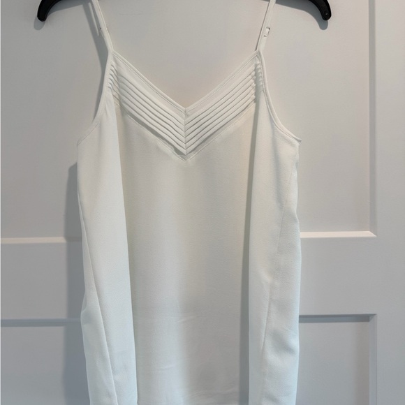 1. State Women's Pintuck V-Neck Camisole - NWOT - Picture 2 of 8